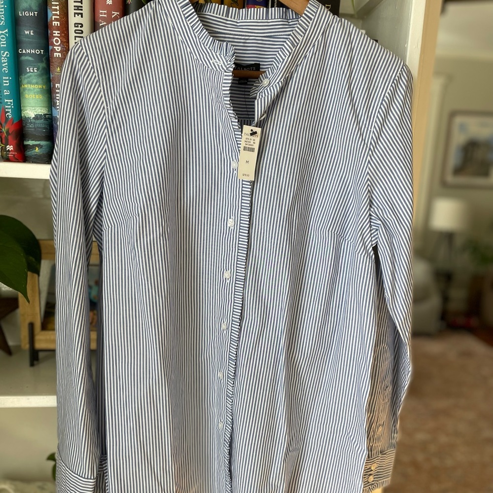 NWT Talbot’s blue and white striped ruffle detail Oxford